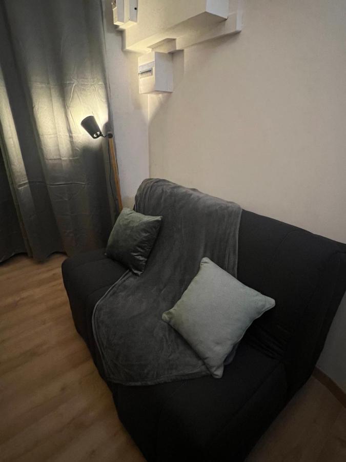 Le Bjorn - T1 Chaleureux Refait A Neuf - Centre Daire Niort Dış mekan fotoğraf